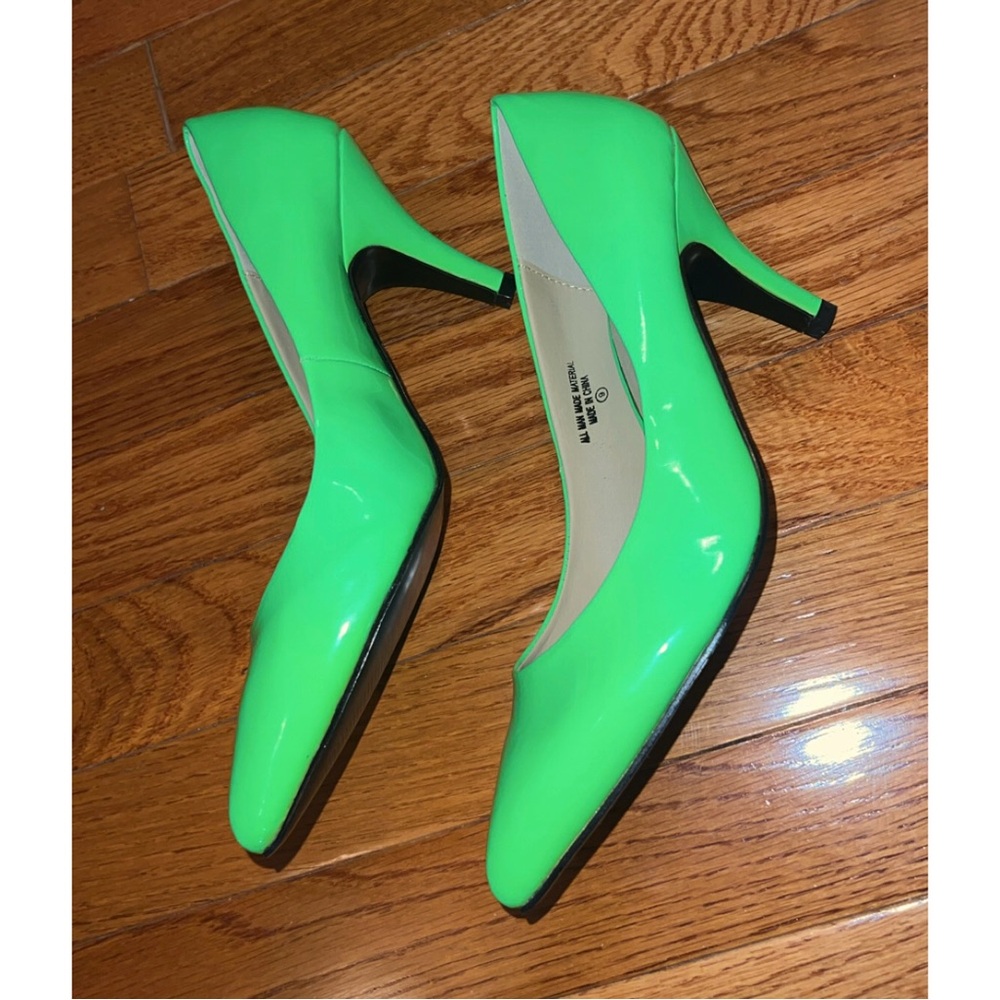 Shelly’s Neon Green Heels